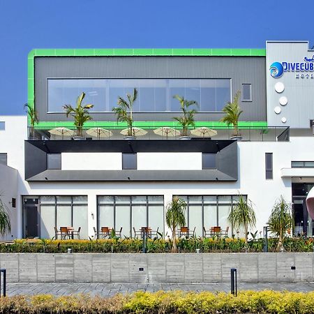 Divecube Hotel Tchaj-čung Exteriér fotografie